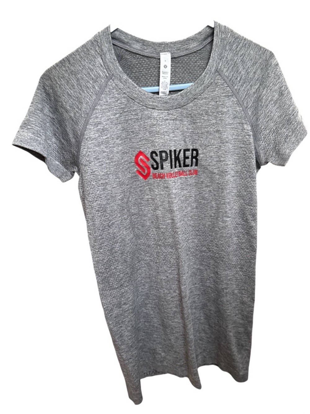 Lululemon Swiftly Tech Short Sleeve Shirt customized with a branded team/ Small